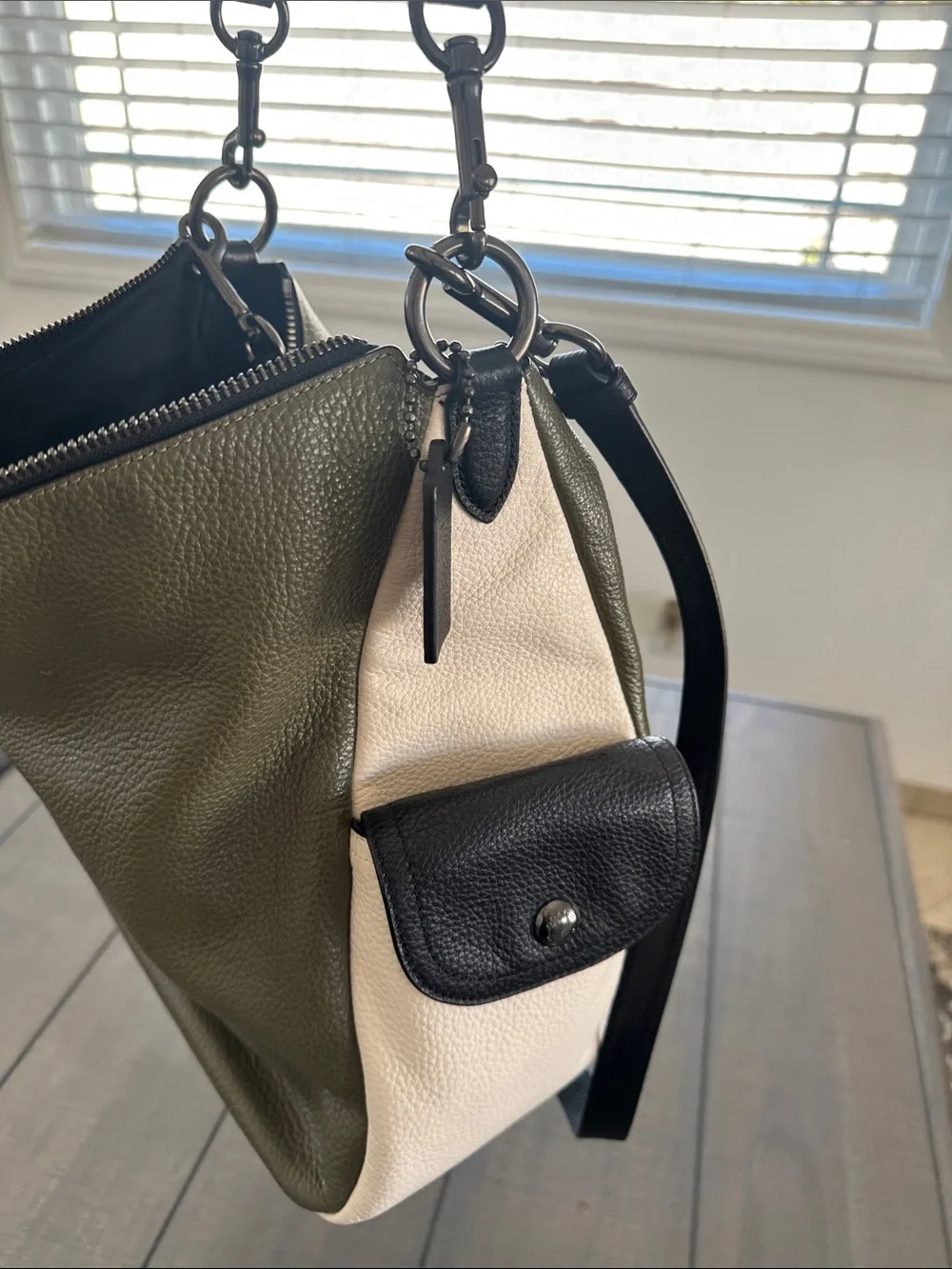 Coach Olive, Cream & Black Pebbled Leather Shoulder Bag